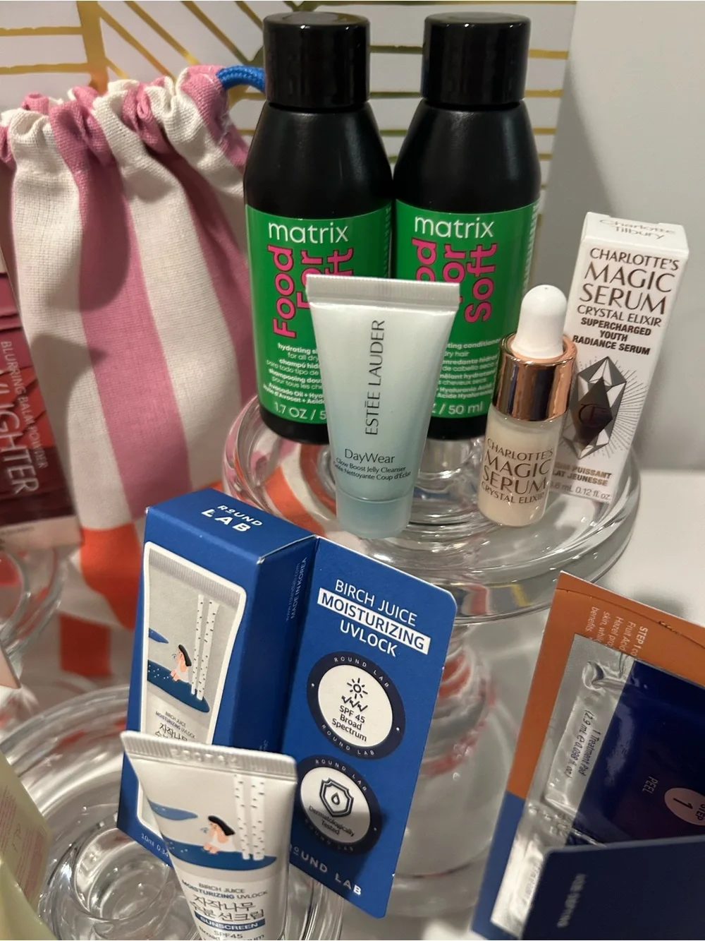 ✨ 15-Piece Luxury Travel Beauty Set + Cosmetic Bag | Skincare, Haircare & Makeup